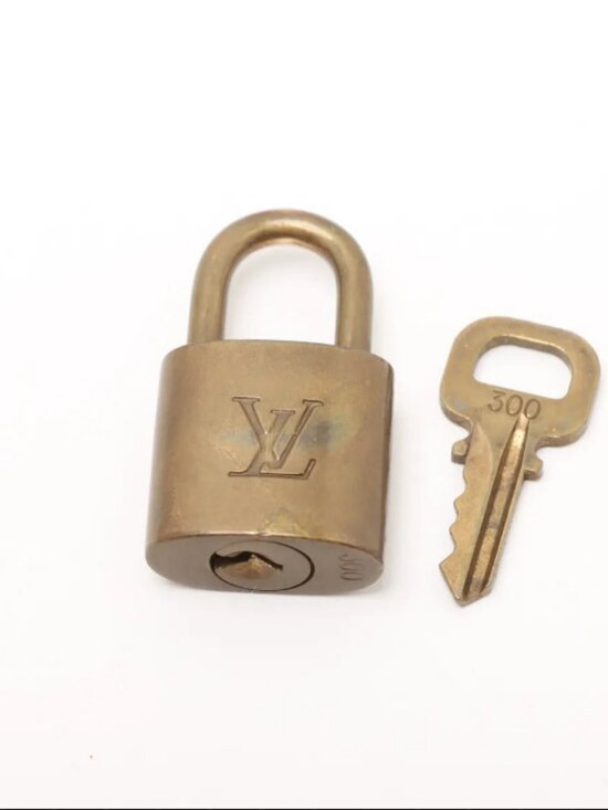 Louis Vuitton Monogram Keepall 55 - Picture 16 of 16